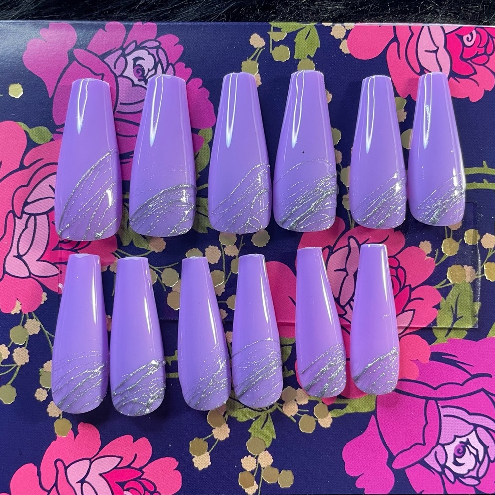 Custom press on nail kit